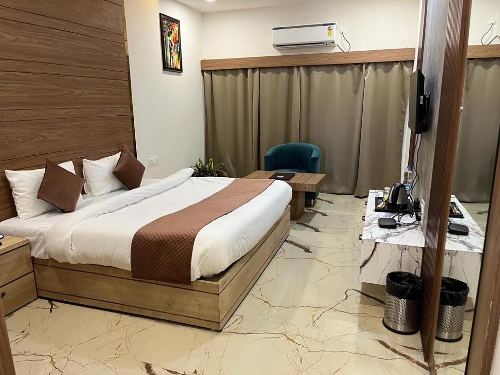 Hotel Eco Park Rewa ภายนอก รูปภาพ